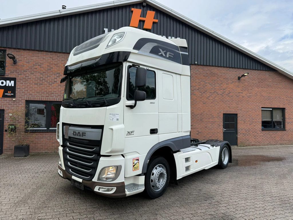 DAF XF 460 SSC Super Space Retarder 2X tank