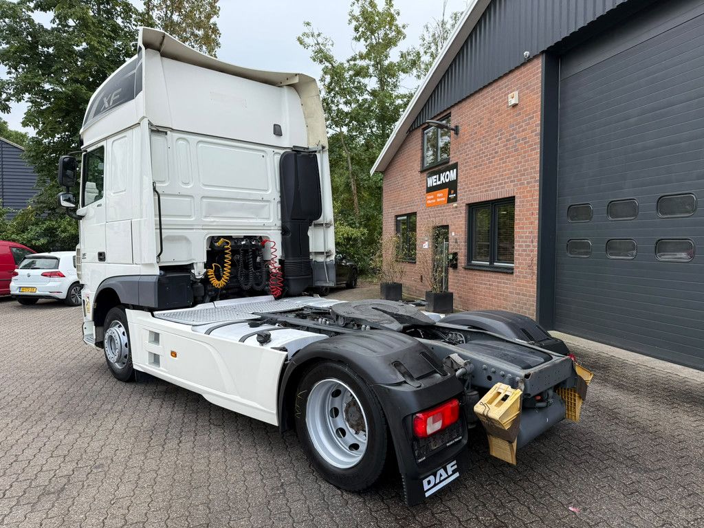 DAF XF 460 SSC Super Space Retarder 2X tank