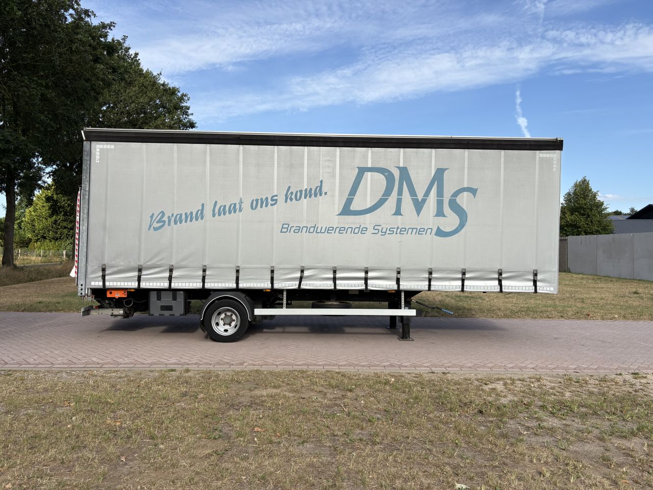 Be oplegger BE-COMBI schuifzielen 7 ton met laadklep 1000 kg