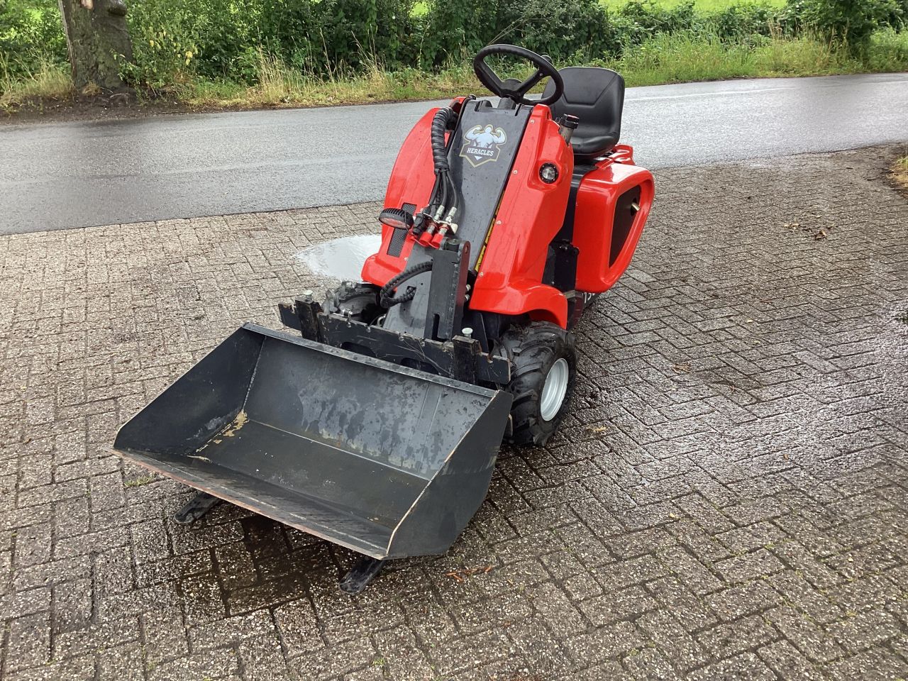 Heracles H130 pro mini shovel