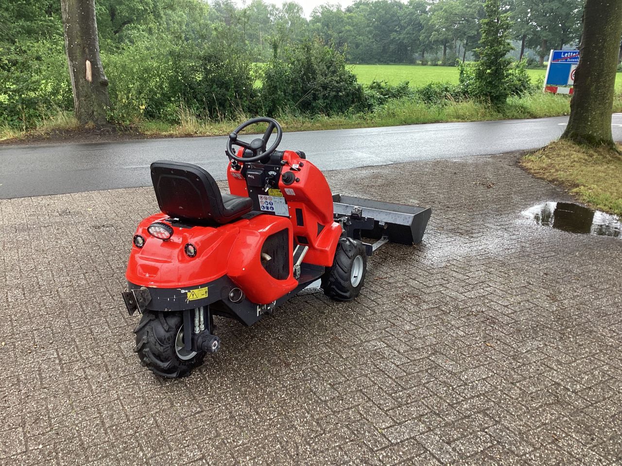 Heracles H130 pro mini shovel