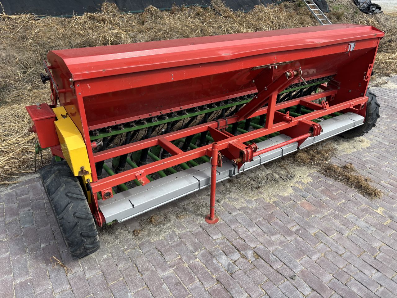 Unia zaaimachine 31 uitlopen