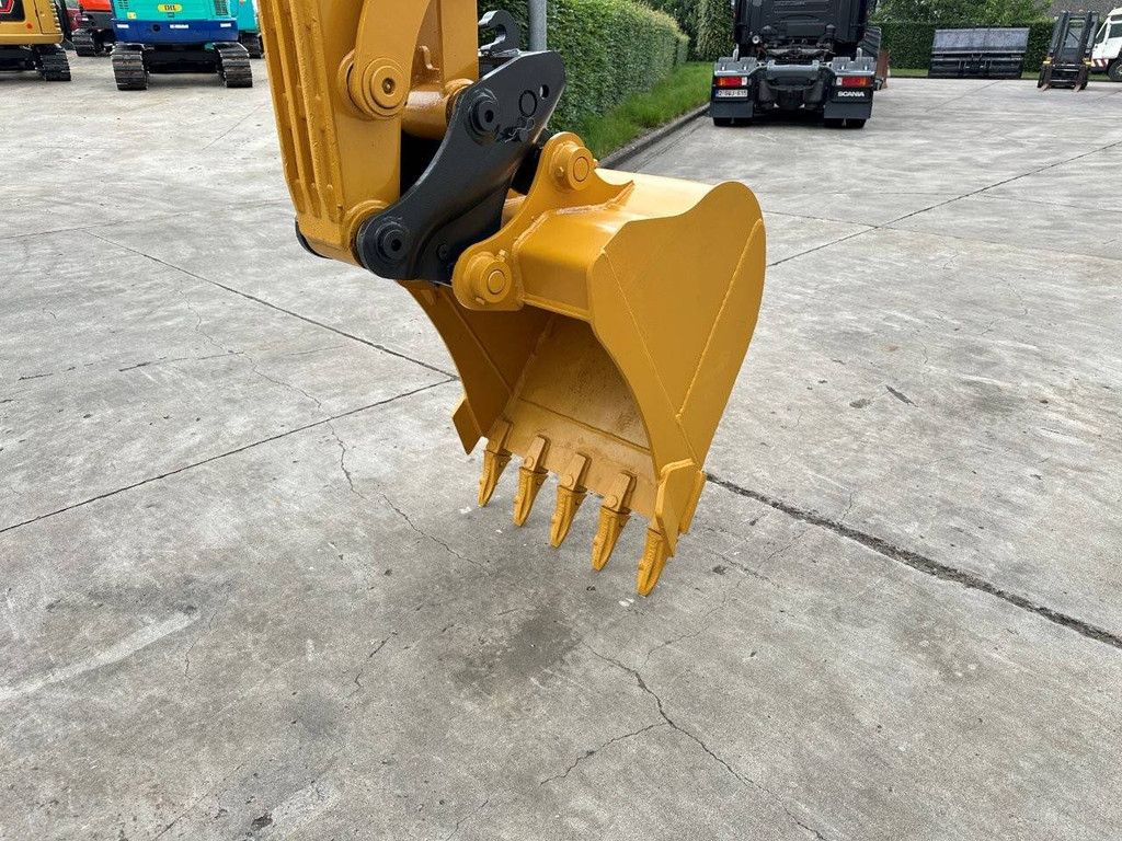 Rupsgraafmachine XCMG XE60DA Diesel 2020
