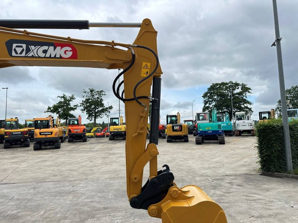 Rupsgraafmachine XCMG XE60DA Diesel 2020