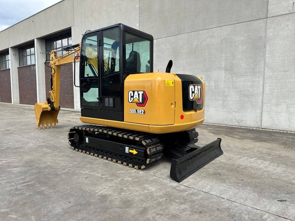 Rupsgraafmachine Caterpillar 305.5E2 Diesel 2017