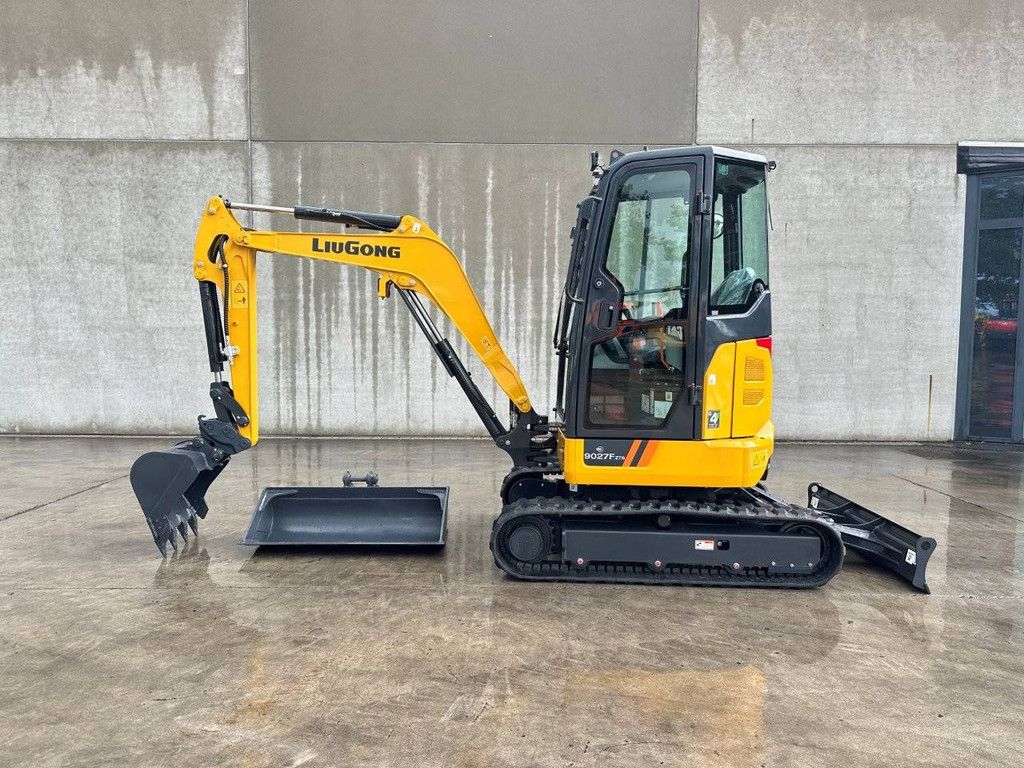 Rupsgraafmachine LiuGong 9027F ZTS Diesel 2026 Nieuw