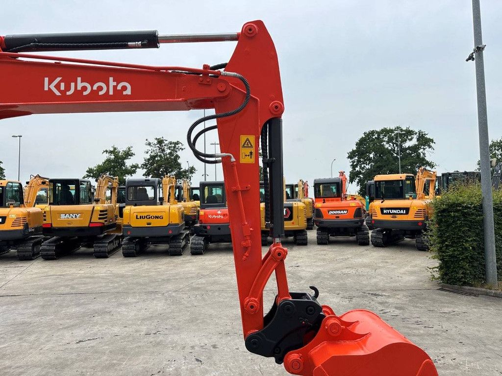 Rupsgraafmachine Kubota KX155-3SZ Diesel 2012