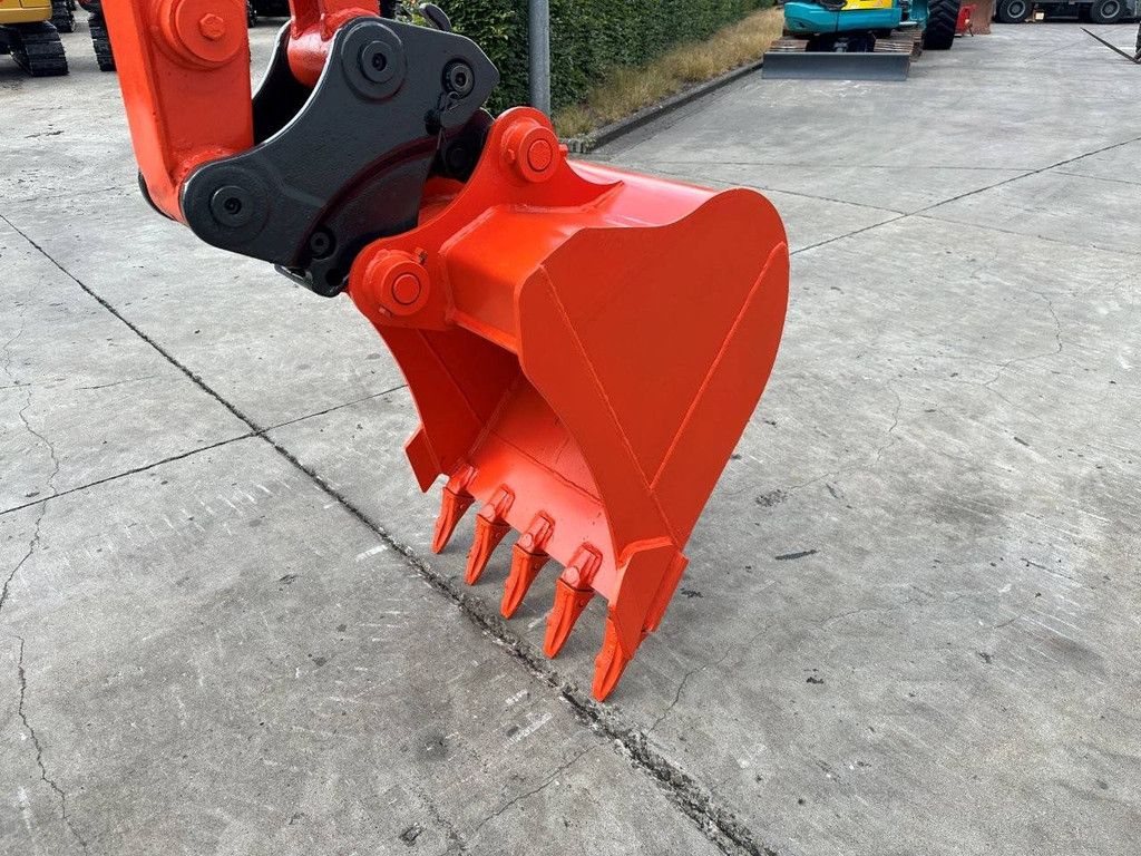 Rupsgraafmachine Kubota KX155-5 Diesel 2017