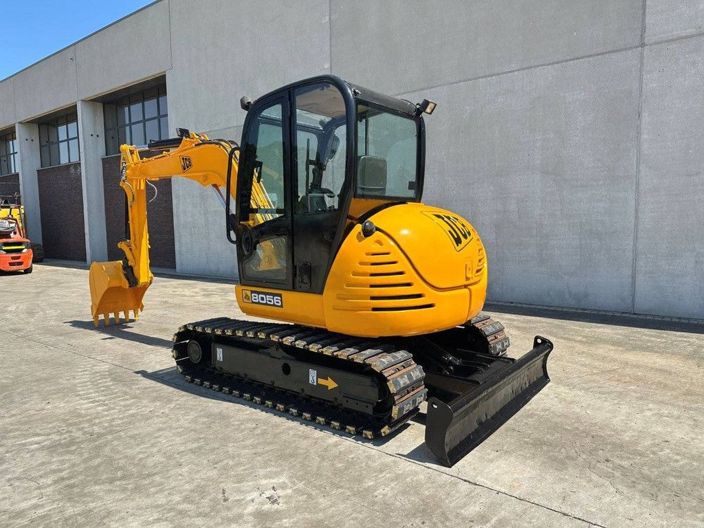 Rupsgraafmachine JCB 8056 Diesel 2011