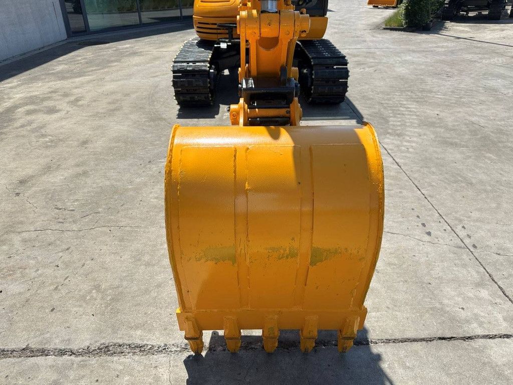 Rupsgraafmachine JCB 8056 Diesel 2011
