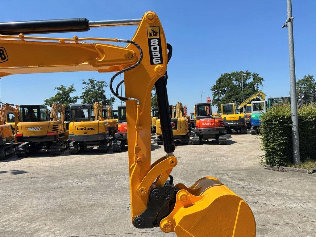 Rupsgraafmachine JCB 8056 Diesel 2011