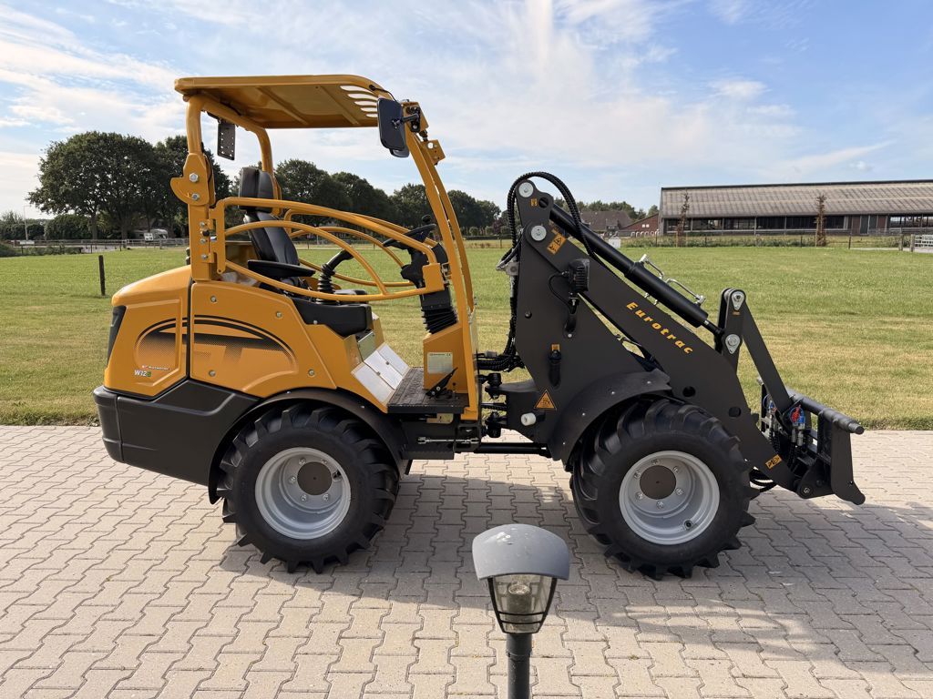Eurotrac W12S Rops Euro opname