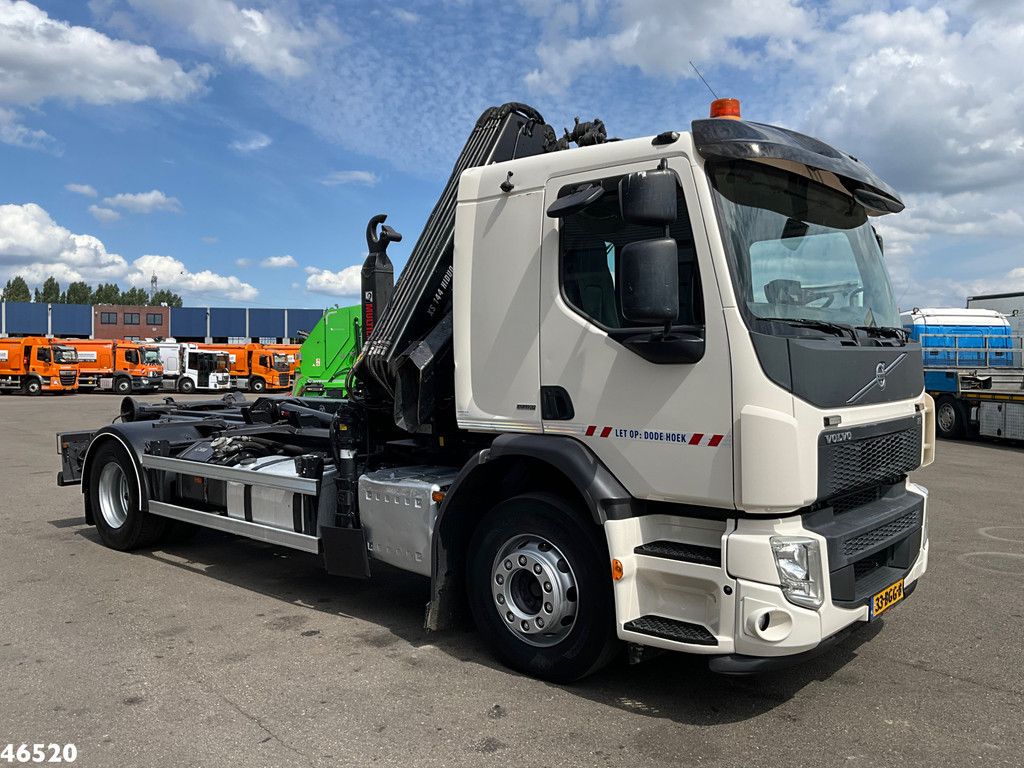 Volvo FE 250 Euro 6 Hiab 14 Tonmeter laadkraan Just 170.460 km!