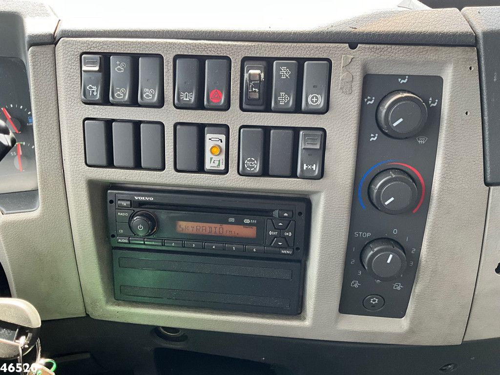 Volvo FE 250 Euro 6 Hiab 14 Tonmeter laadkraan Just 170.460 km!