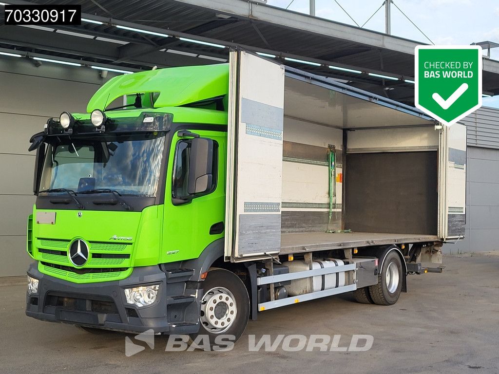 Mercedes Antos Antos 1827 4X2 Air suspension 2000kg Ladebordwand Box heating Automatic Euro 6