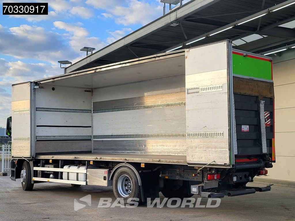 Mercedes Antos Antos 1827 4X2 Air suspension 2000kg Ladebordwand Box heating Automatic Euro 6