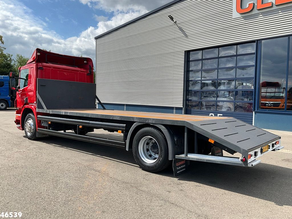Scania P 230 Autotransporter met oprijrampen
