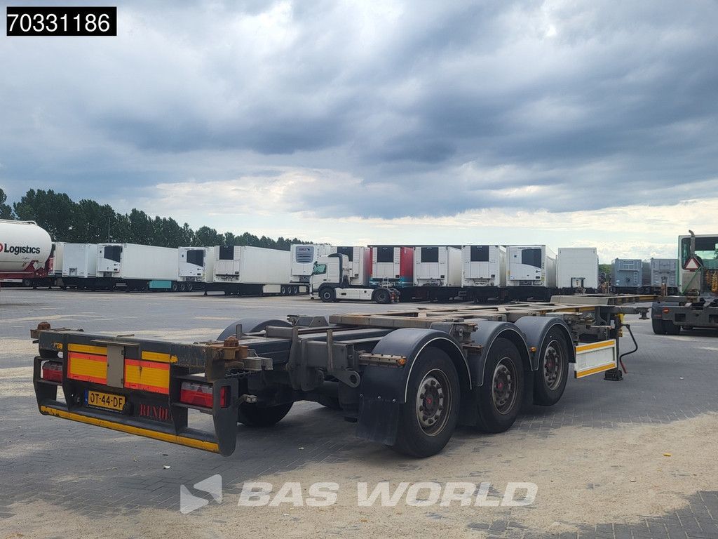 Renders F08 3 Achsen Multi 45ft APK 10/26 Lift Axle