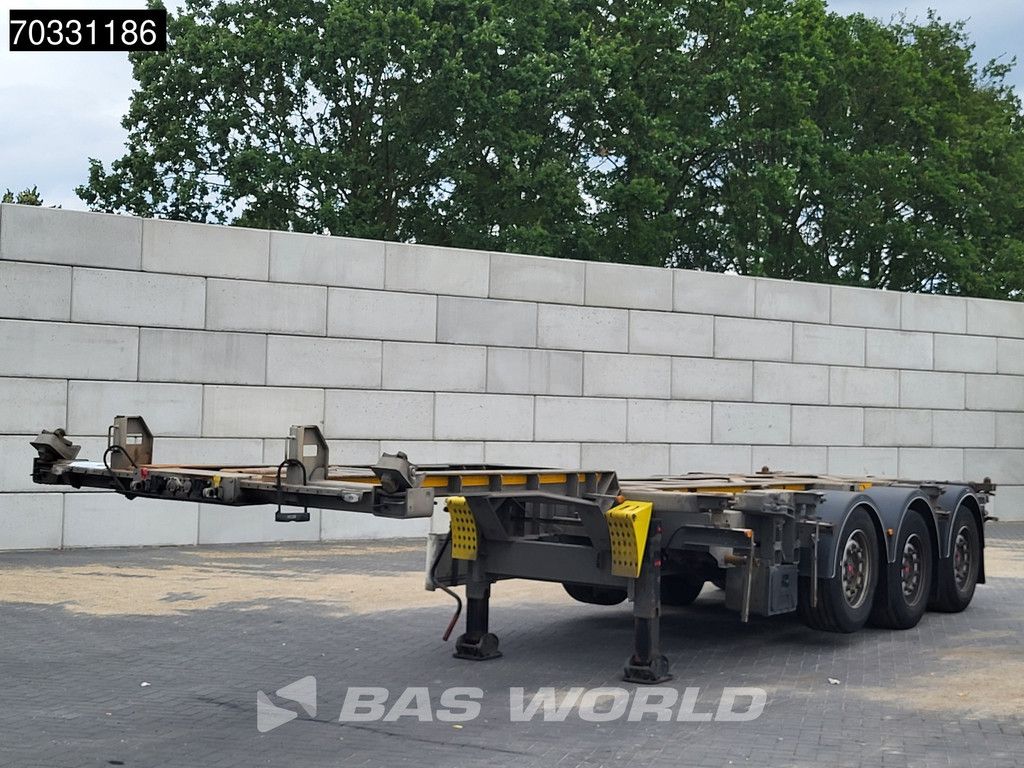 Renders F08 3 Achsen Multi 45ft APK 10/26 Lift Axle