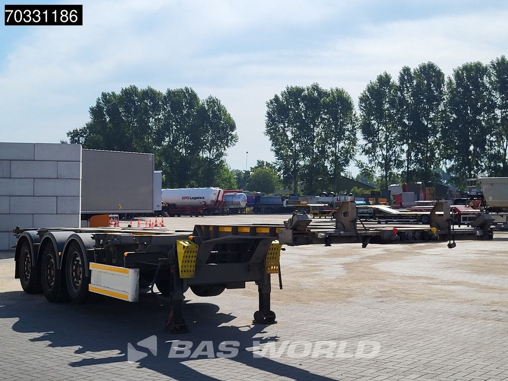 Renders F08 3 Achsen Multi 45ft APK 10/26 Lift Axle