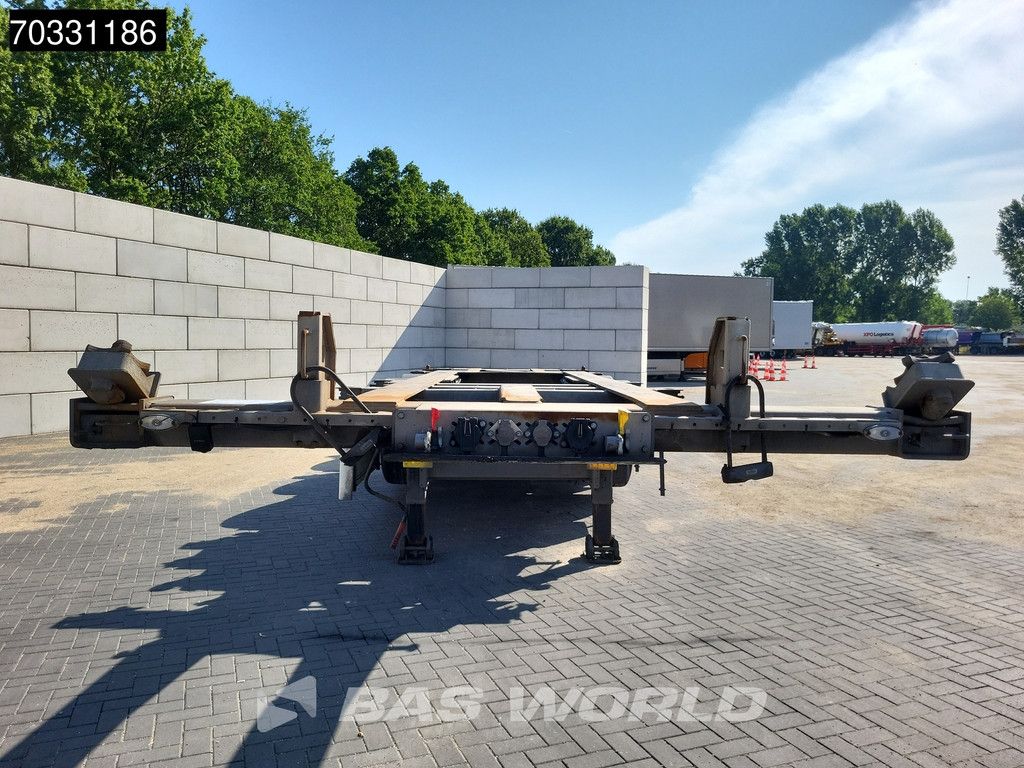 Renders F08 3 Achsen Multi 45ft APK 10/26 Lift Axle