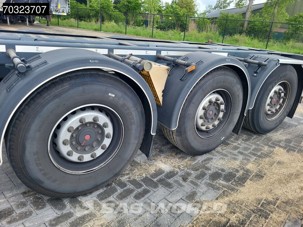 D-TEC VCC-06 5 axles Breker-Chassis Steering +Lift axle