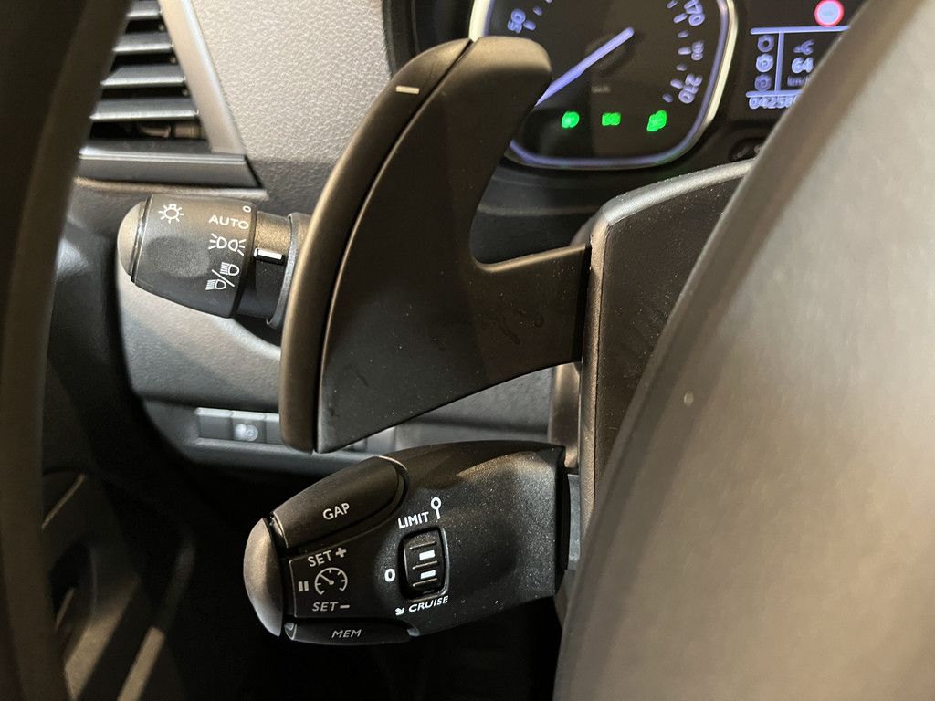 Opel Vivaro 2.0 CDTI L3H1 180 PK Automaat / Servicebus / Bott Inrichting / Euro 6 / Airco / CarPlay / Cruise Control / PDC / Navigatie / 3-Zits / 42.600 KM !!