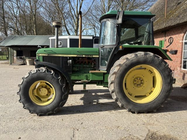 John deere 3650