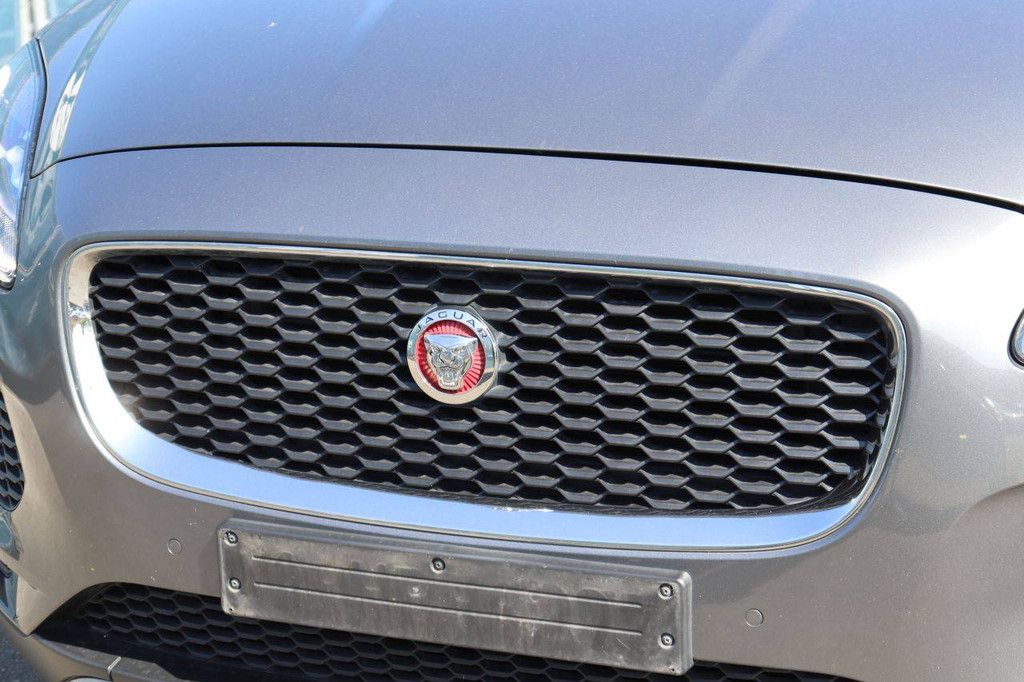 SUV Jaguar E-Pace Diesel 150 PS 2018 (Margin)
