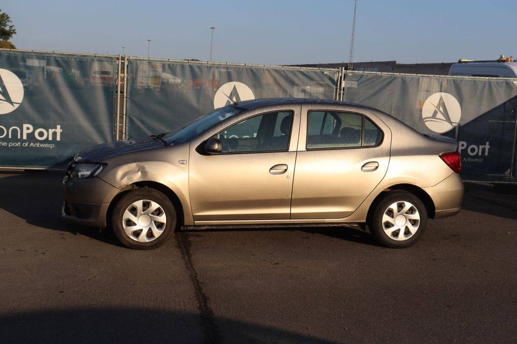 Personenauto Dacia Logan Benzine 75pk 2013 (Marge)