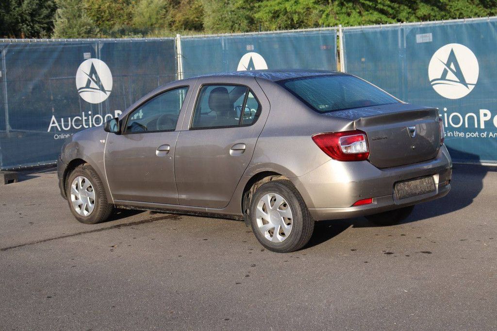 Personenauto Dacia Logan Benzine 75pk 2013 (Marge)