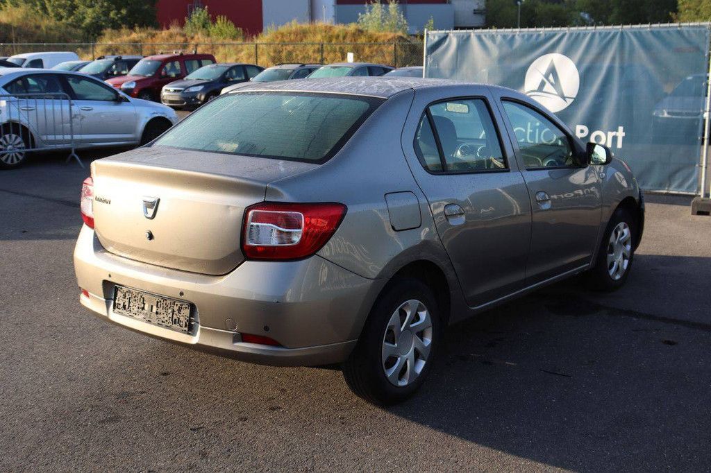 Personenauto Dacia Logan Benzine 75pk 2013 (Marge)