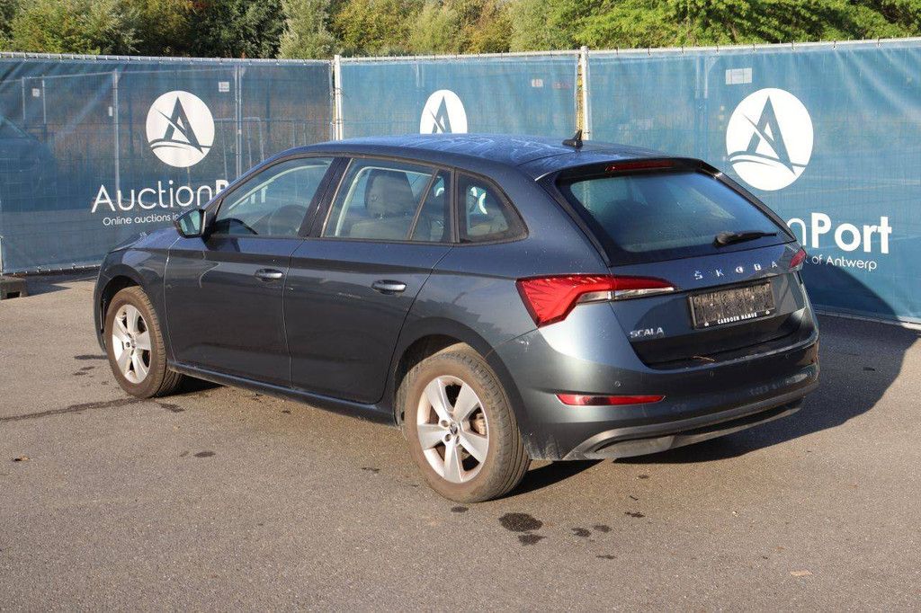 Pkw Skoda Scala Benzin 95 PS 2021 (Marge)