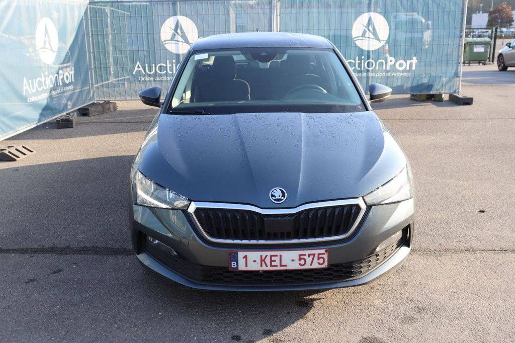 Pkw Skoda Scala Benzin 95 PS 2021 (Marge)