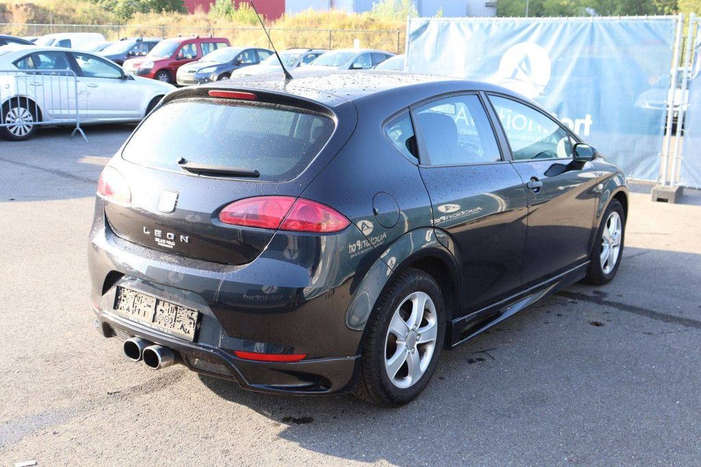 Personenauto Seat Leon Diesel 90pk 2007 (Marge)