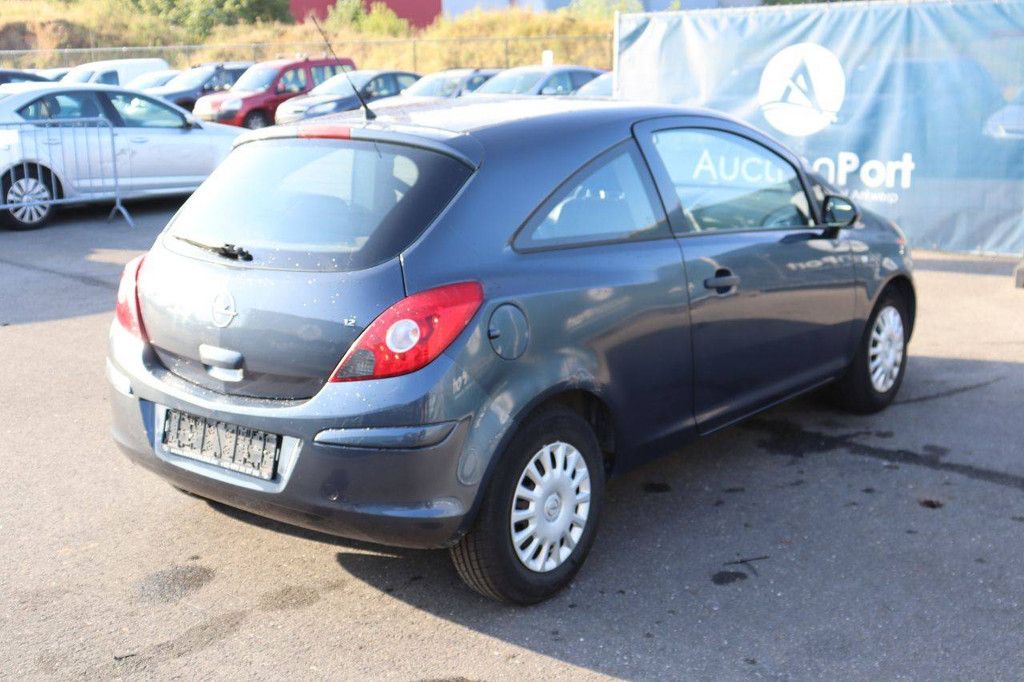 Pkw Opel Corsa Benzin 80 PS 2007 (Margin)