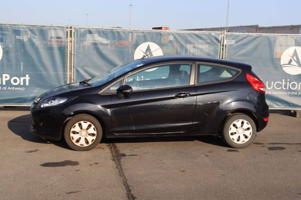 Pkw Ford Fiesta Benzin 60 PS 2010 (Margin)