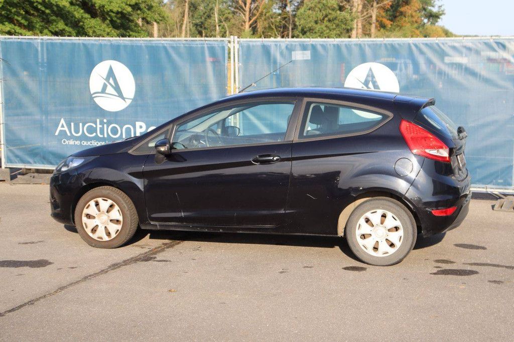 Pkw Ford Fiesta Benzin 60 PS 2010 (Margin)