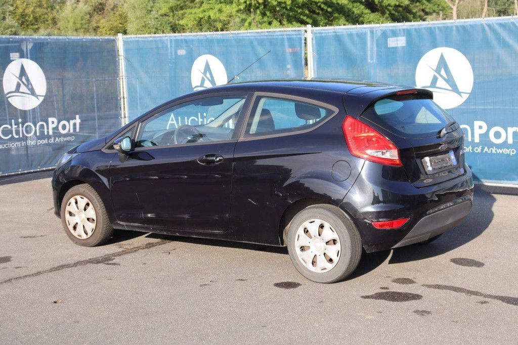 Pkw Ford Fiesta Benzin 60 PS 2010 (Margin)