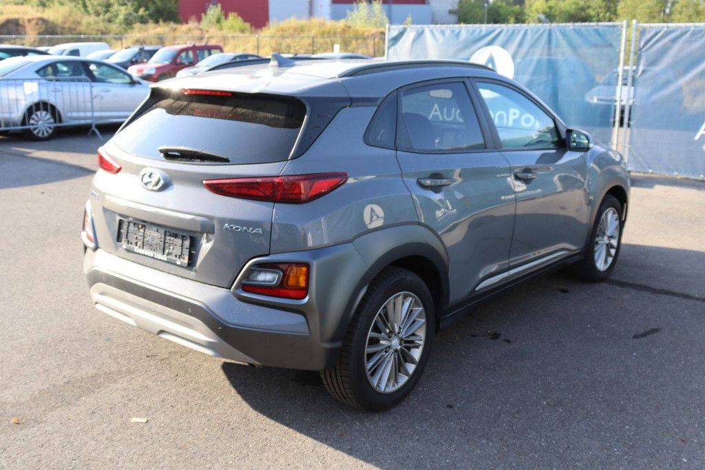 Passenger car Hyundai Kona Diesel 115hp 2019 (Margin)
