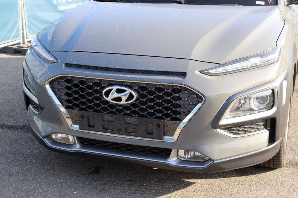 Passenger car Hyundai Kona Diesel 115hp 2019 (Margin)