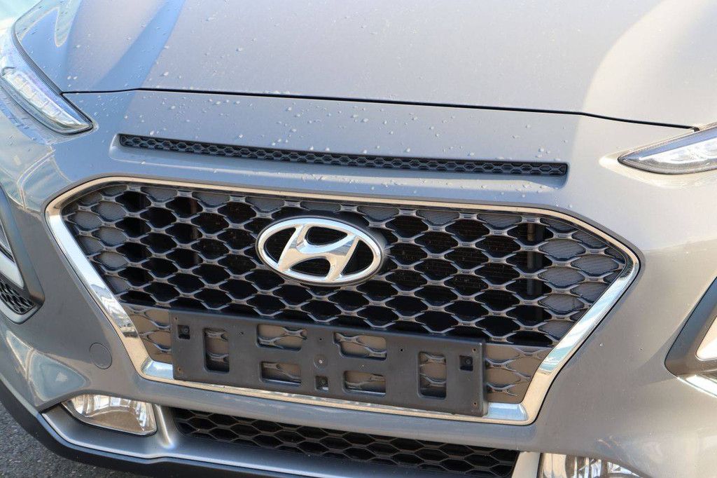 Passenger car Hyundai Kona Diesel 115hp 2019 (Margin)