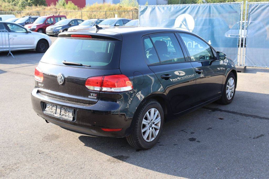 Pkw Volkswagen Golf Diesel 105 PS 2012 (Margin)