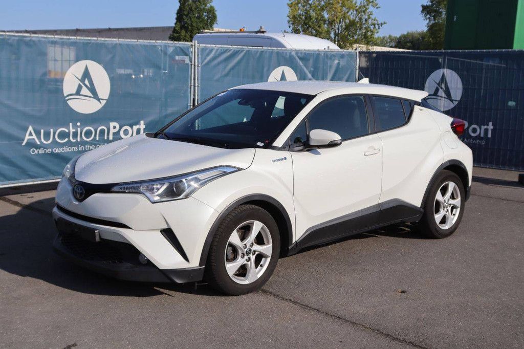 Passenger car Toyota C-HR Hybrid Petrol/Electric 98hp 2017 (Margin)