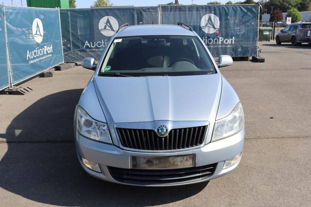 Passenger car Skoda Octavia Diesel 101hp 2010 (Margin)