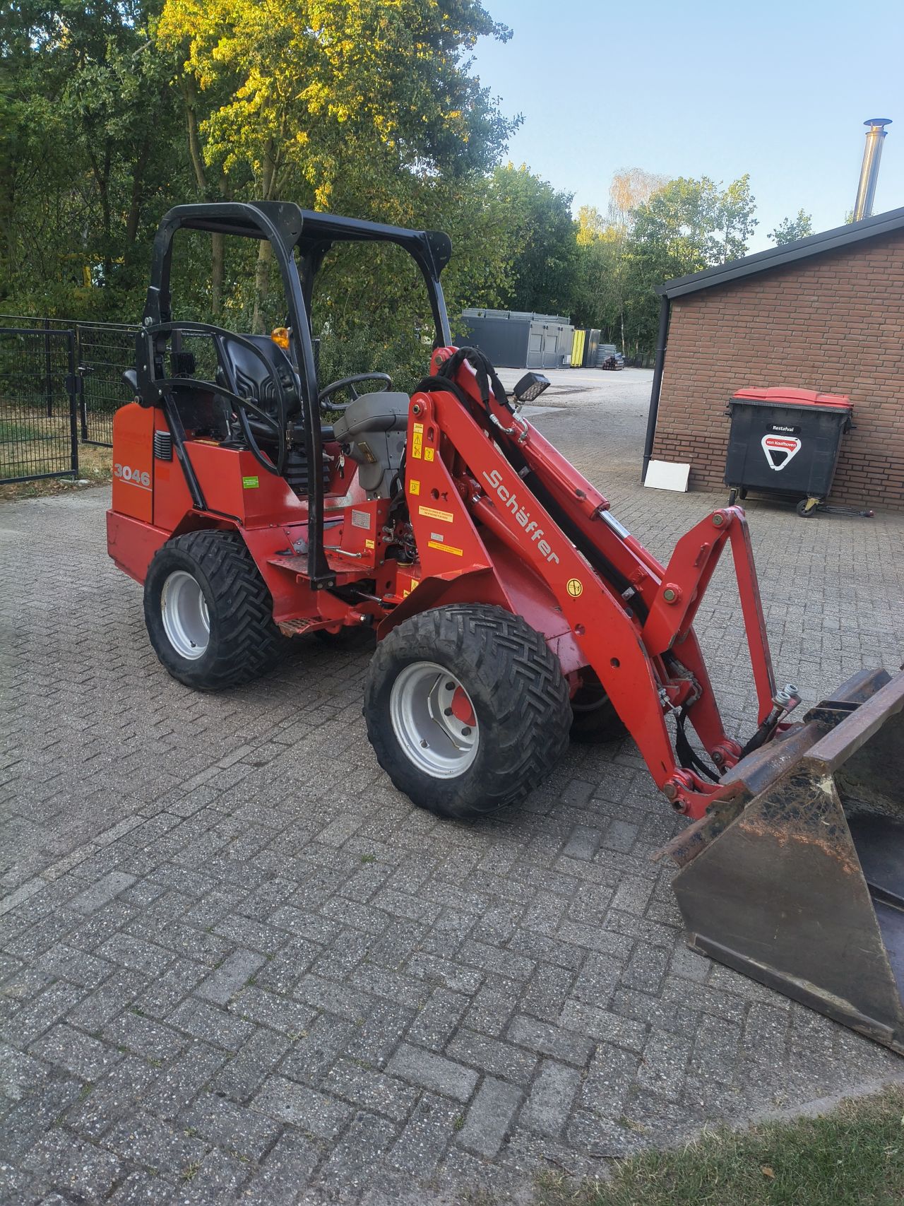 Schaffer 3046 shovel weidemann giant