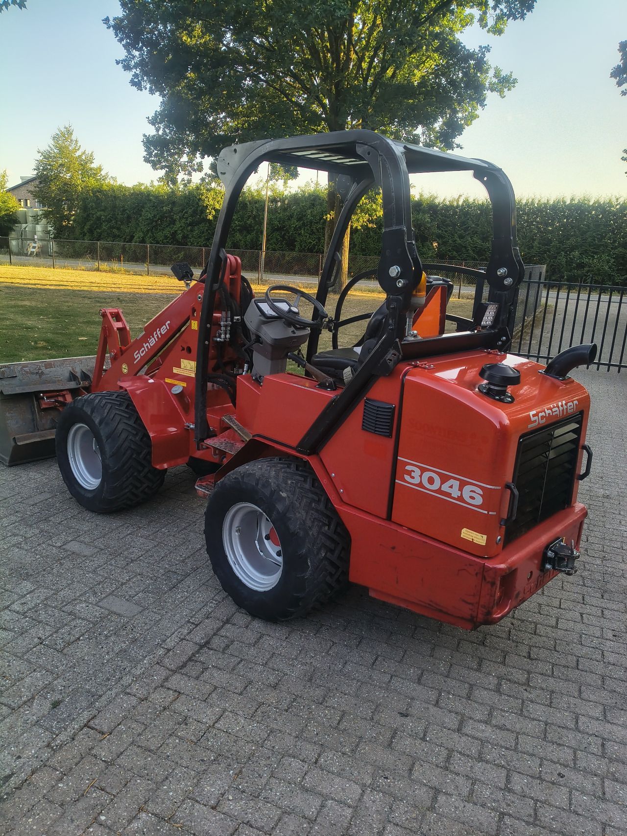 Schaffer 3046 shovel weidemann giant