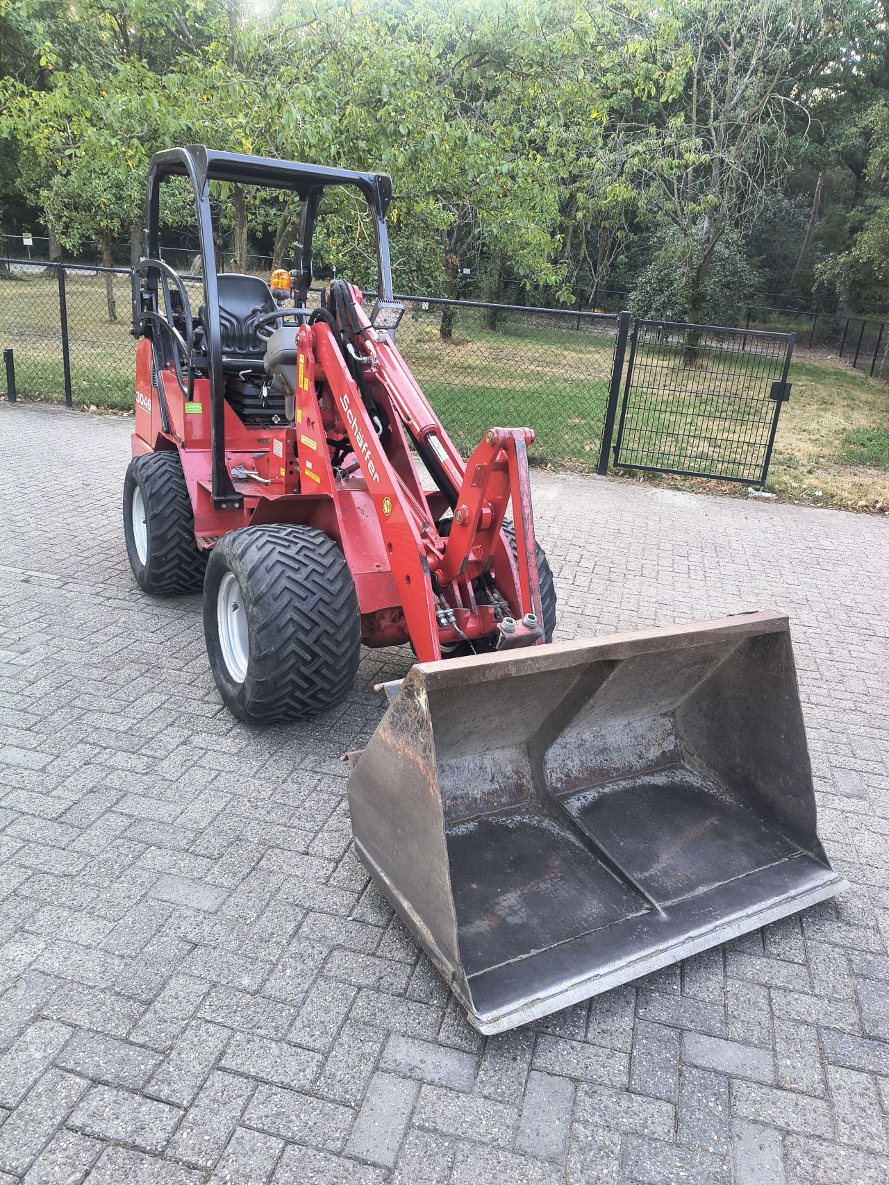 Schaffer 3046 shovel weidemann giant