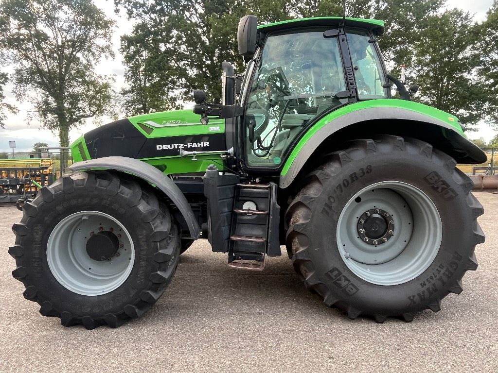 Deutz-Fahr 7250 TTV