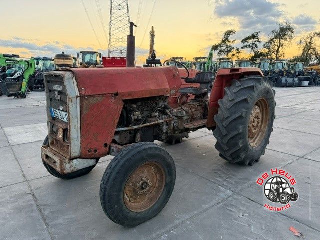 Massey Ferguson MF290